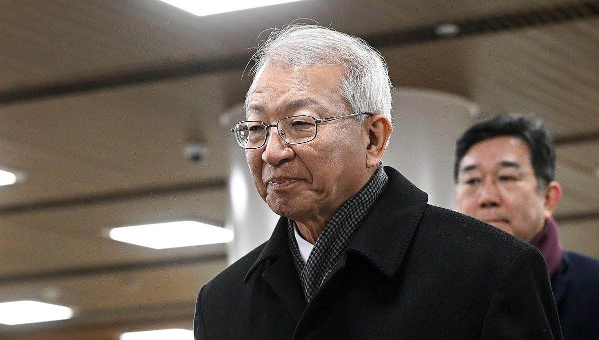 Former Supreme Court Chief Justice Sentenced for Power Abuse