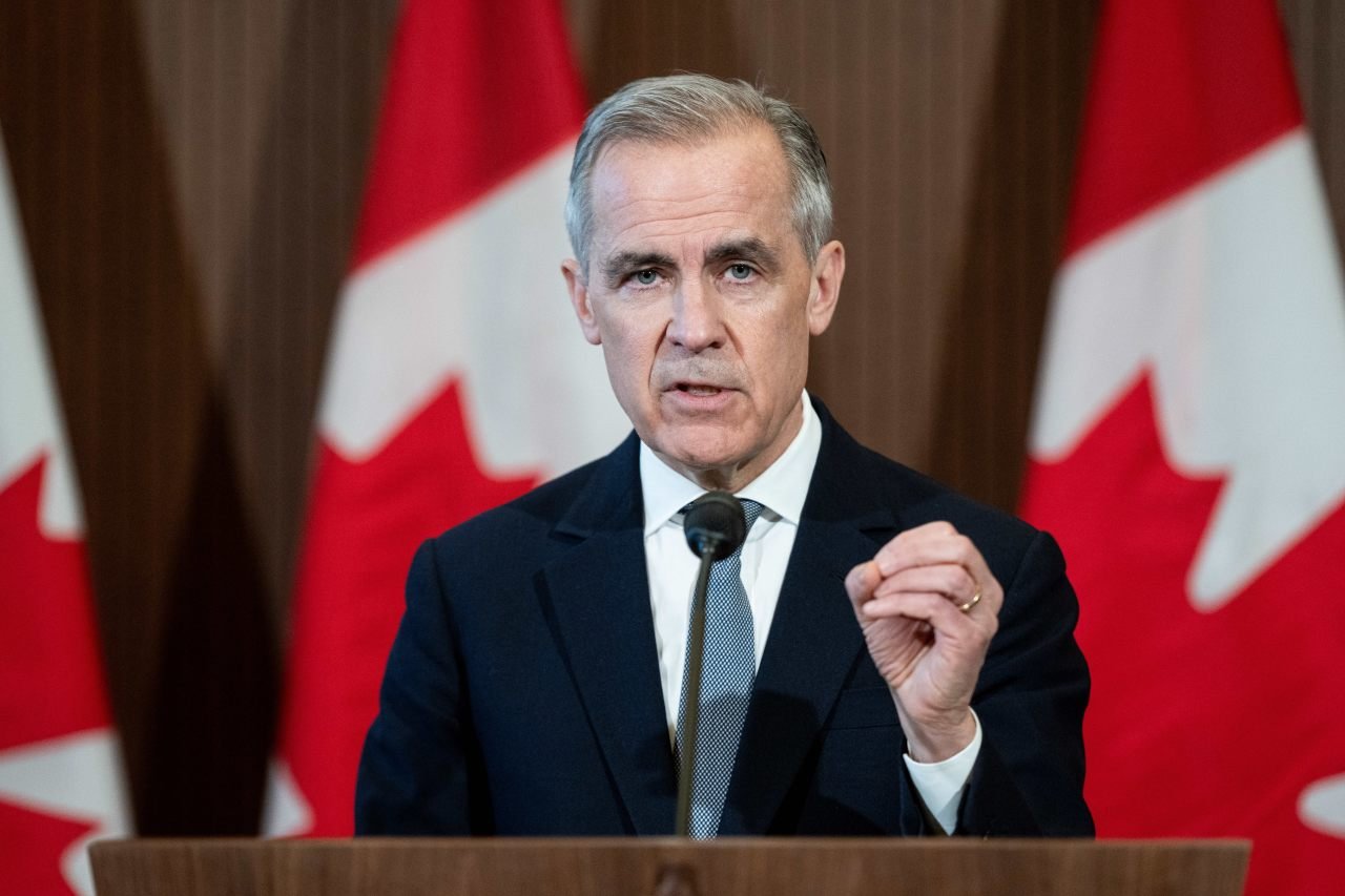 Trump Threatens 50% Tariff on Canadian-Made Planes