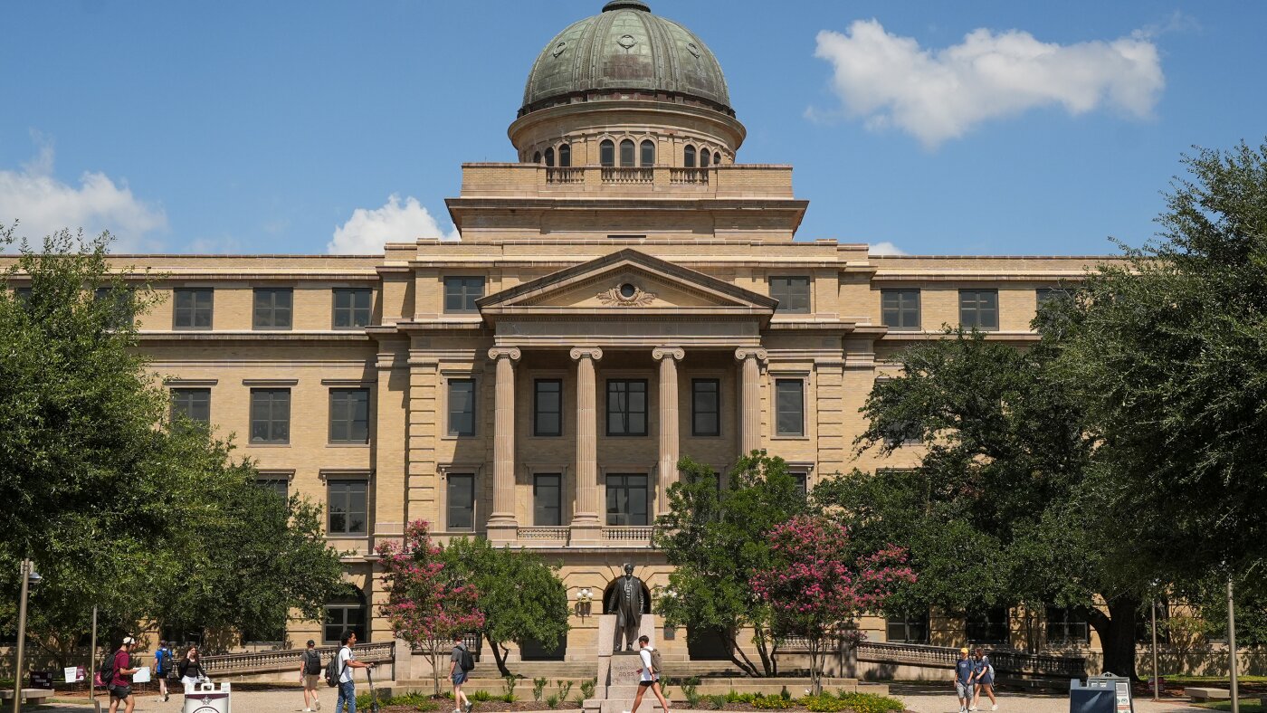 Texas A&M University Cancels Women's and Gender Studies Programs