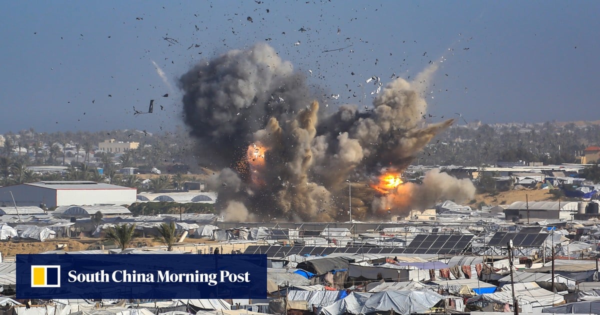 Is Israeli strikes in Gaza kill at least 20 including children