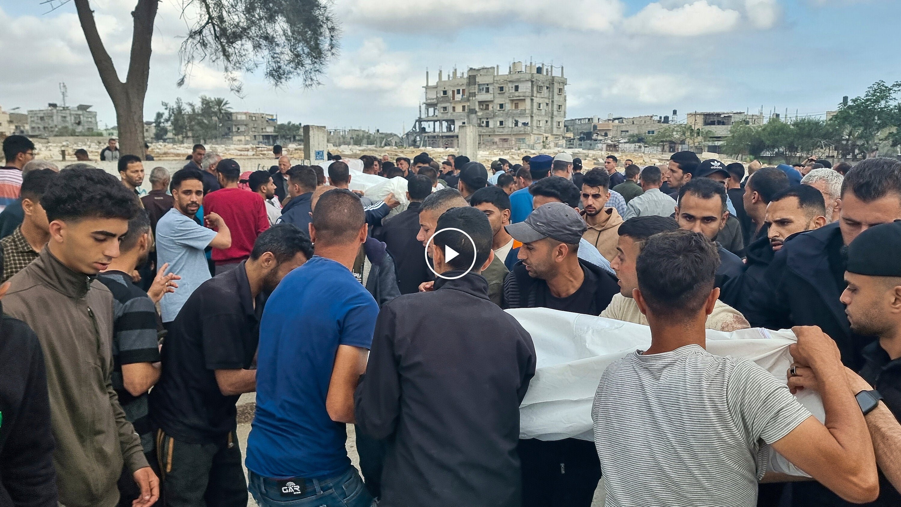 Deadly Israeli Strikes in Gaza Reopen Rafah Border