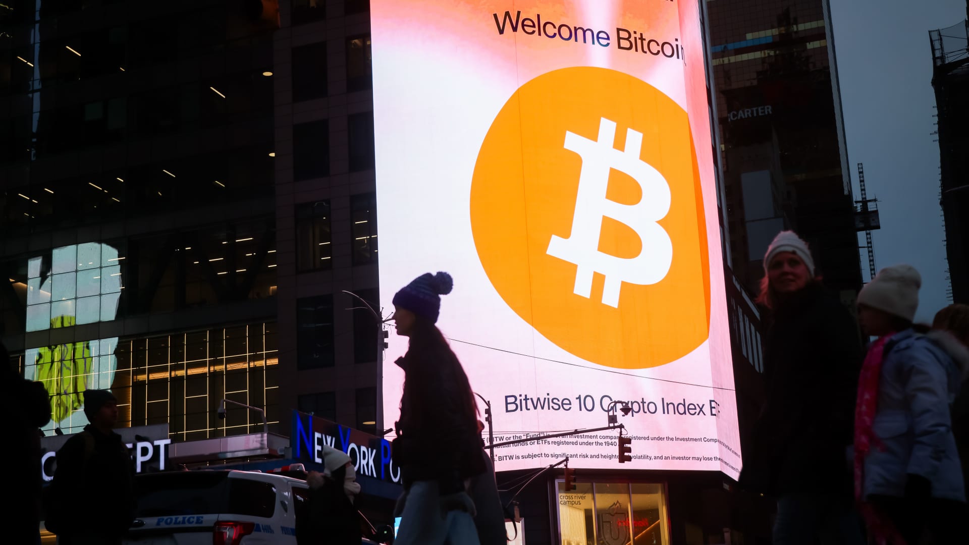 Bitcoin Dips Below $78,000 Amid Silver Selloff and Fed Chair Announcement